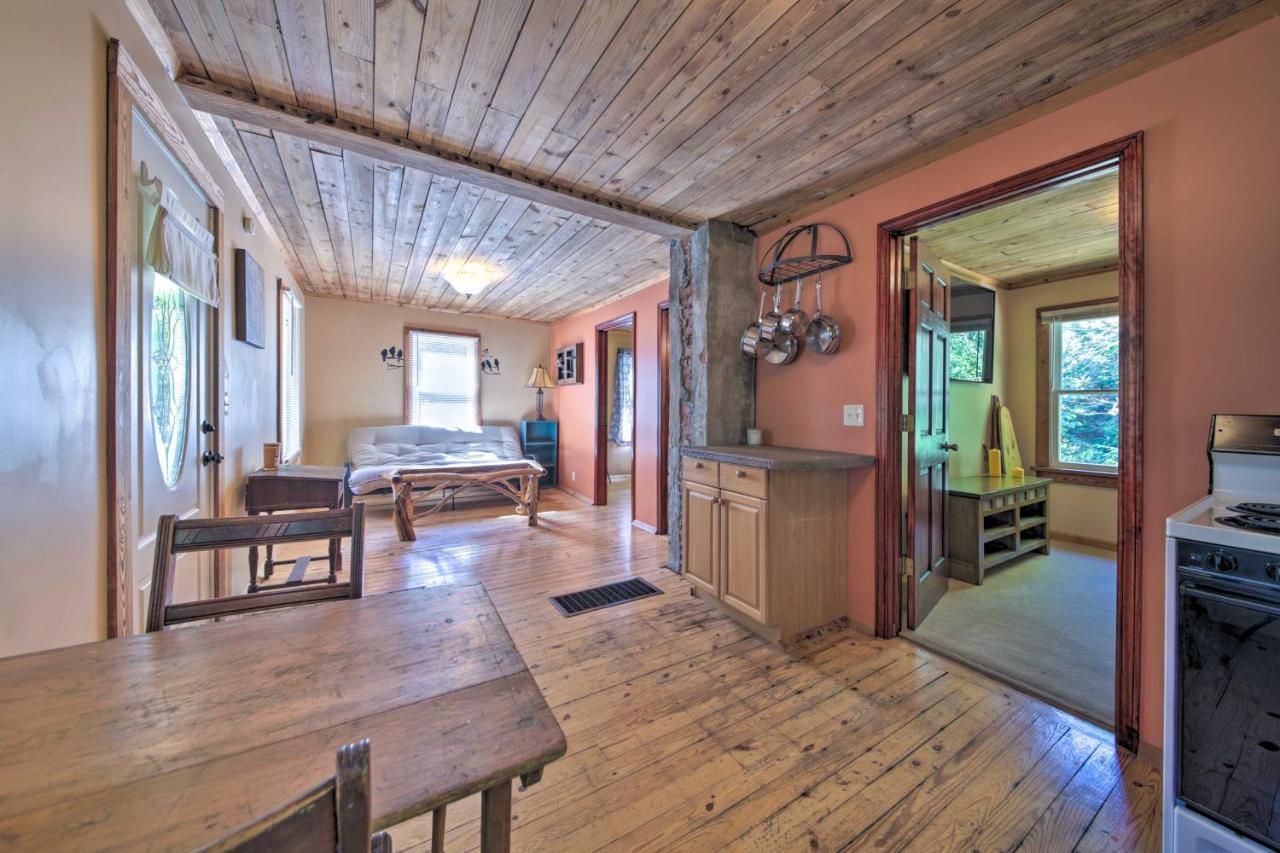 Pet-Friendly Cottage With Fire Pit - 3 Mi To Siu! Carbondale Kültér fotó