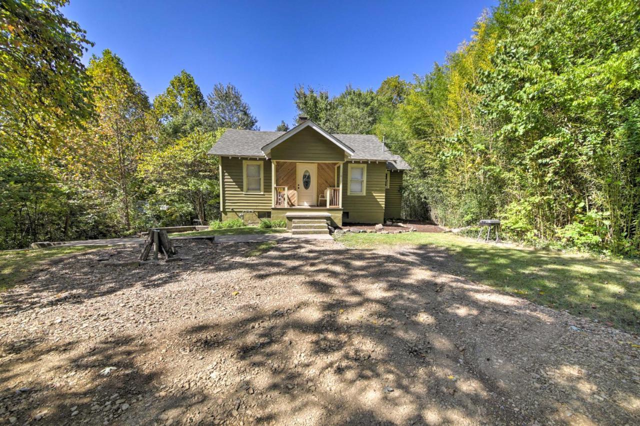 Pet-Friendly Cottage With Fire Pit - 3 Mi To Siu! Carbondale Kültér fotó