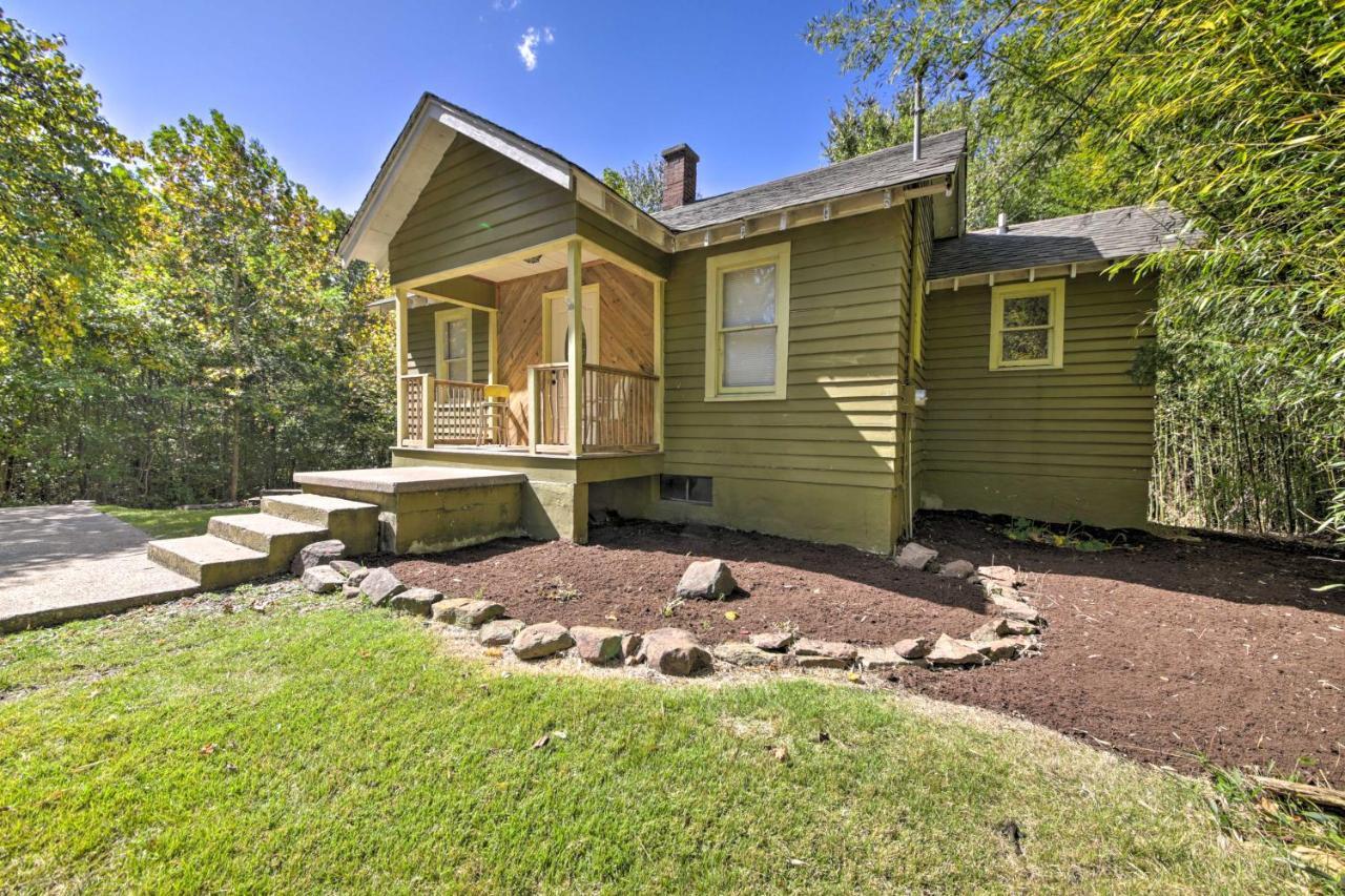 Pet-Friendly Cottage With Fire Pit - 3 Mi To Siu! Carbondale Kültér fotó